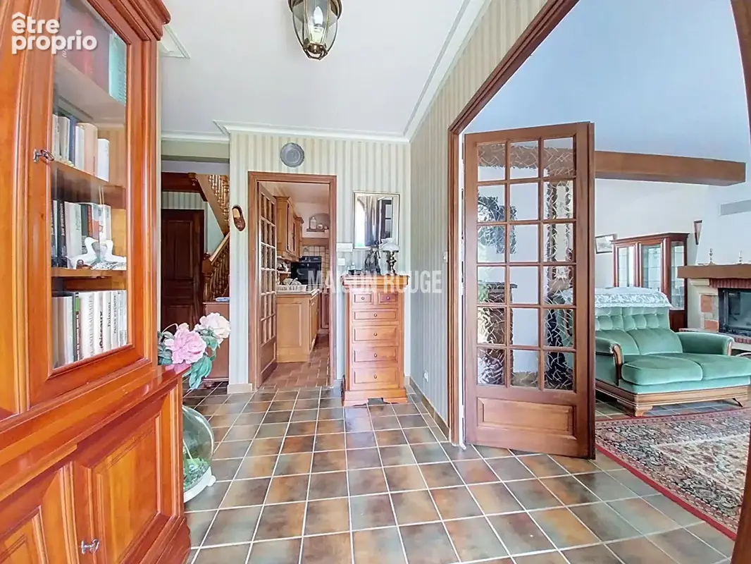 Pludual ,belle propriété familiale avec 4 chambres, gîte et 4 800 m² de terrain - photo 16