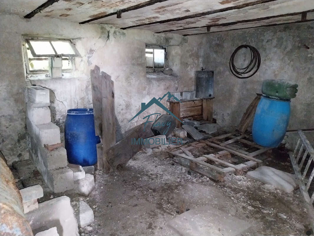 Ferme à rénover de 1763 - Le Syndicat - photo 27