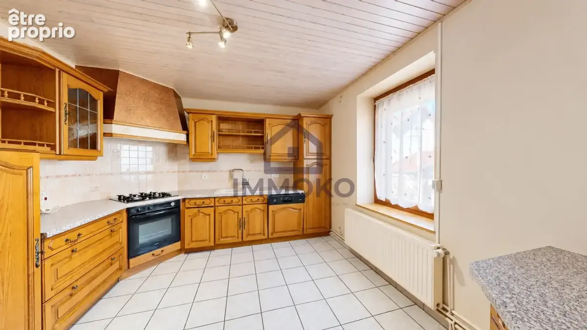 Charmante maison mitoyenne F4 avec garage et jardin à Mandeure - photo 6