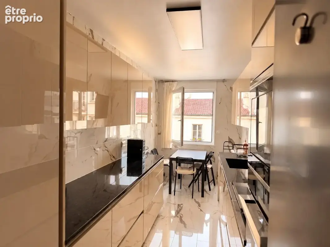 Appartement 5 pièces 136 m² à vendre à Charenton-Le-Pont (94220) - photo 2