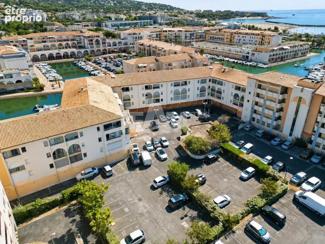 T2 avec parking proche plage - photo 11