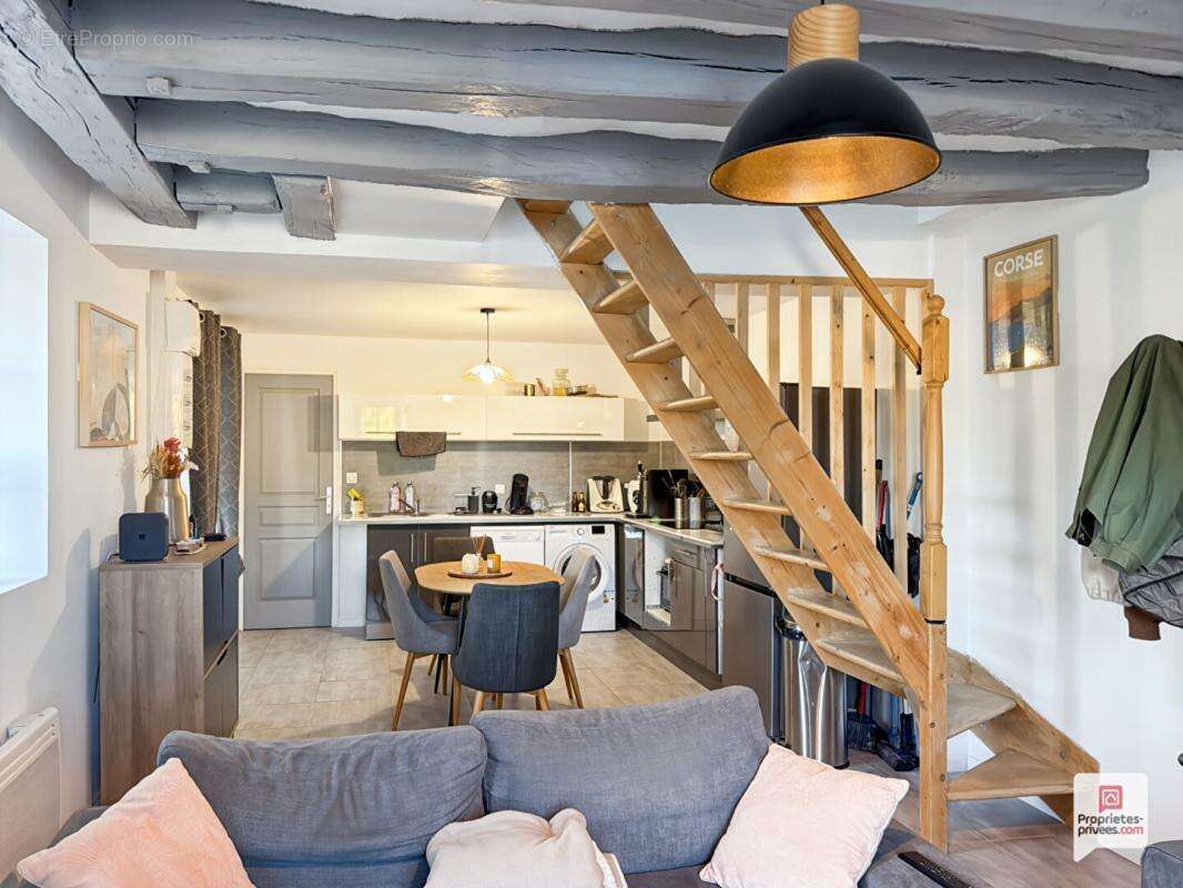 Maison à SABLE-SUR-SARTHE