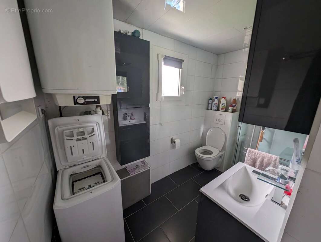 Appartement à CANTARON