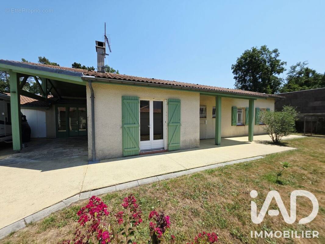 Photo 1 - Maison à PESSAC