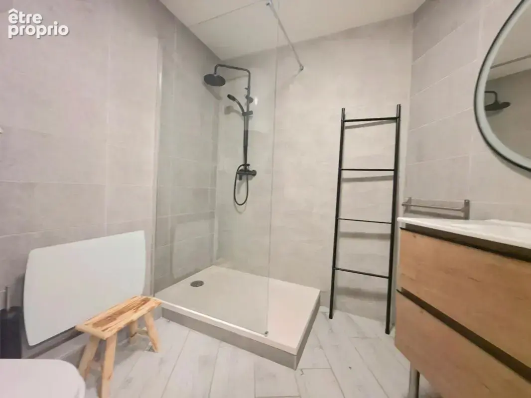 Bormes-la-favière dernier étage appartement entièrement rénové - photo 6