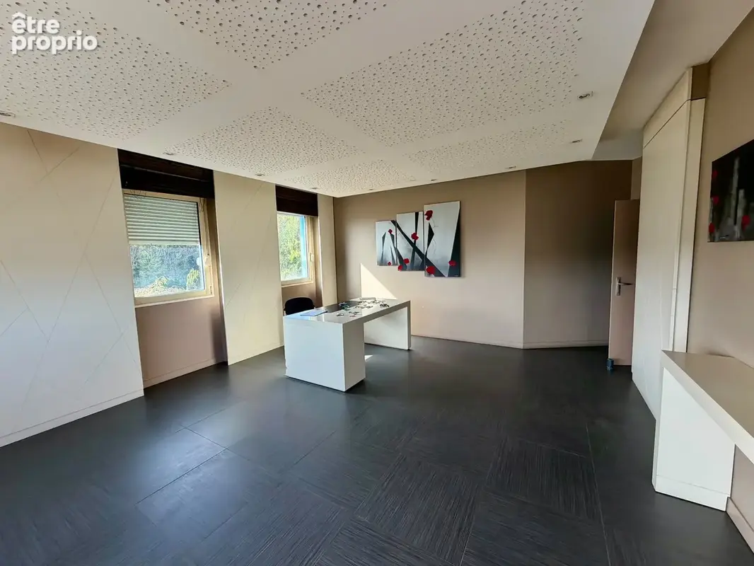Vente ensemble immobilier industriel de 3 660 m2, sur terrain de 21 181 m2 LURE - photo 16