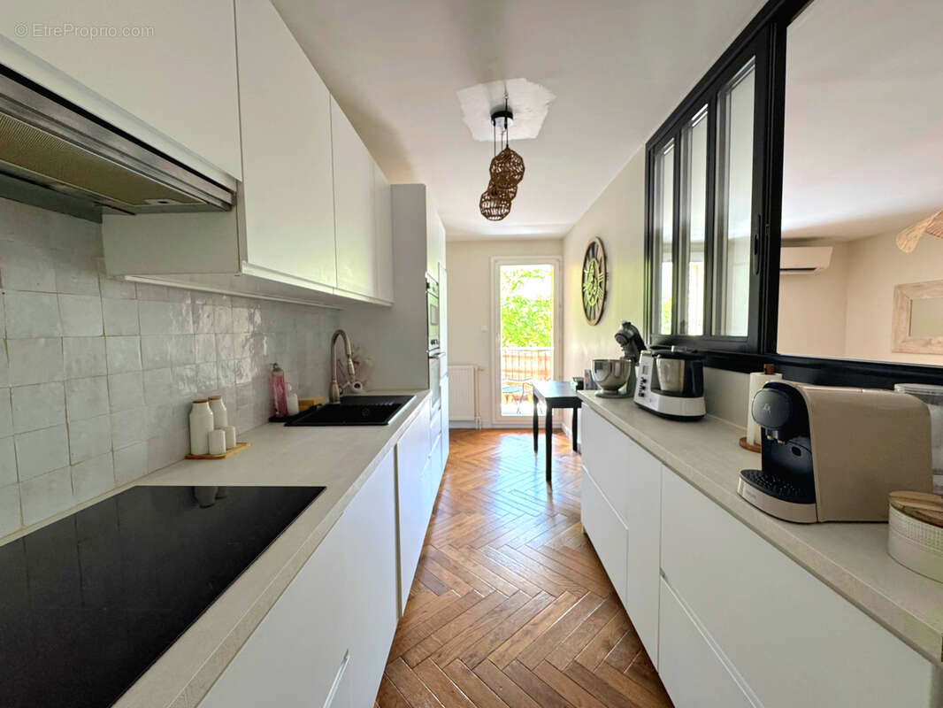 Appartement à MARSEILLE-9E