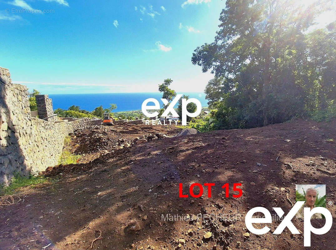 LOT 15 - Terrain à SAINT-LEU