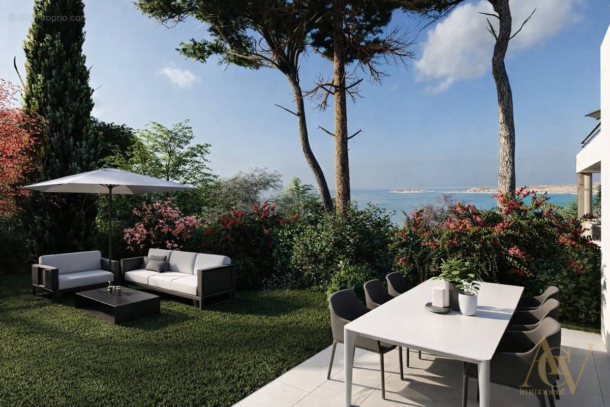 SANARY- Appartement 4 pièces d\'exception face à la mer 1 - Appartement à SANARY-SUR-MER