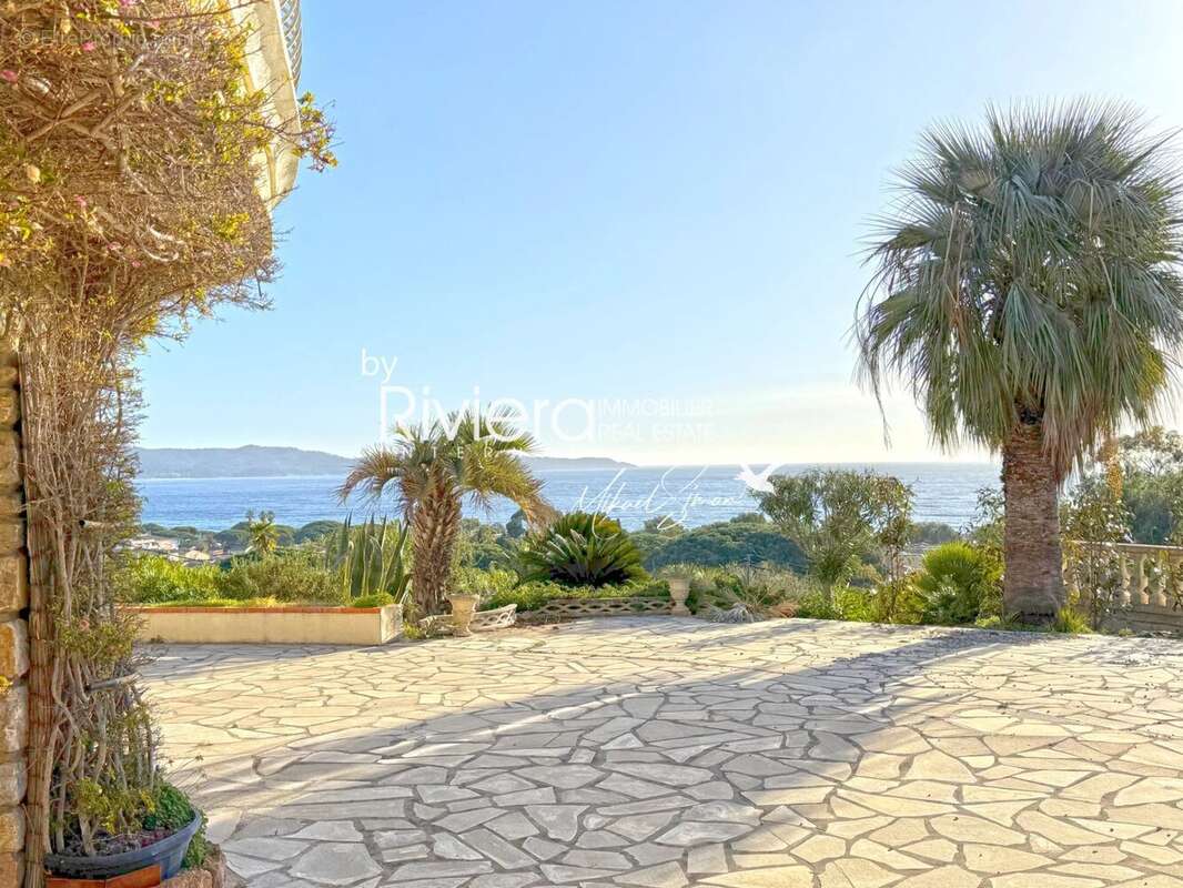 Maison à CAVALAIRE-SUR-MER