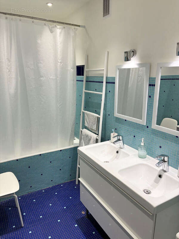 Appartement à ENGHIEN-LES-BAINS