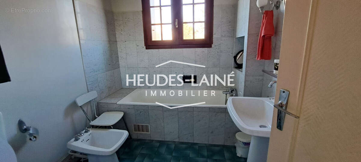 Maison à ISIGNY-LE-BUAT