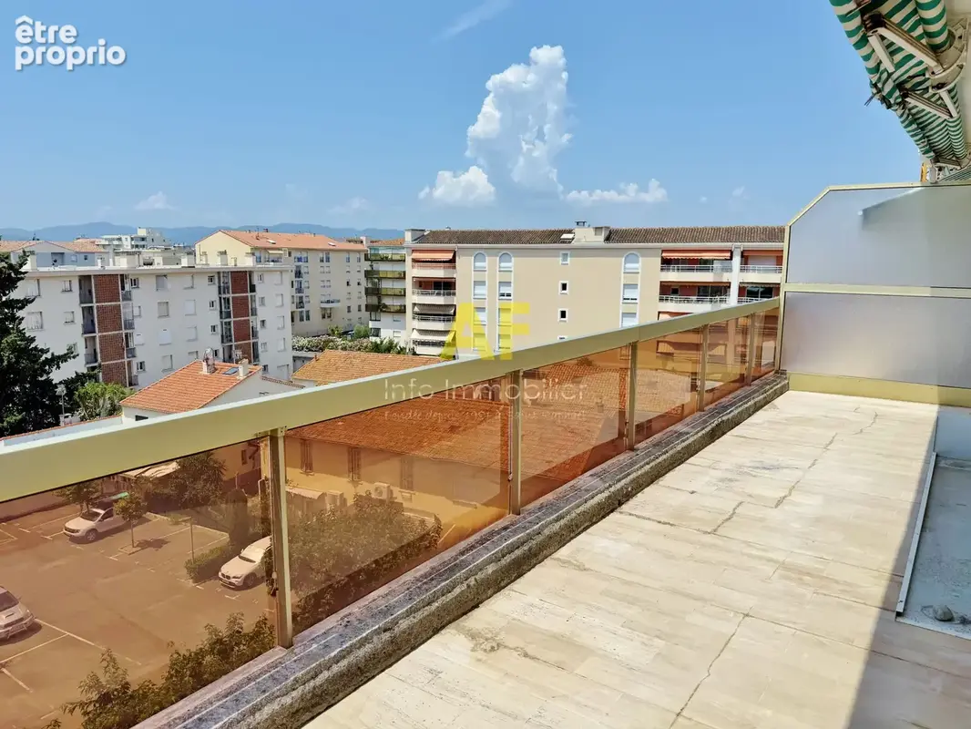 Appartement à SAINT-RAPHAEL