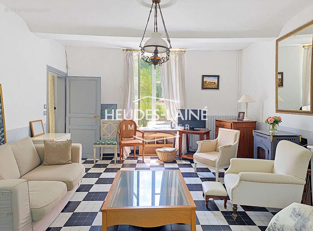 Ancien presbytère de caractère - 151 m² -  Chambres d'hôtes - photo 3