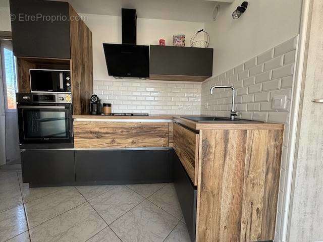 Appartement à LE PLESSIS-TREVISE