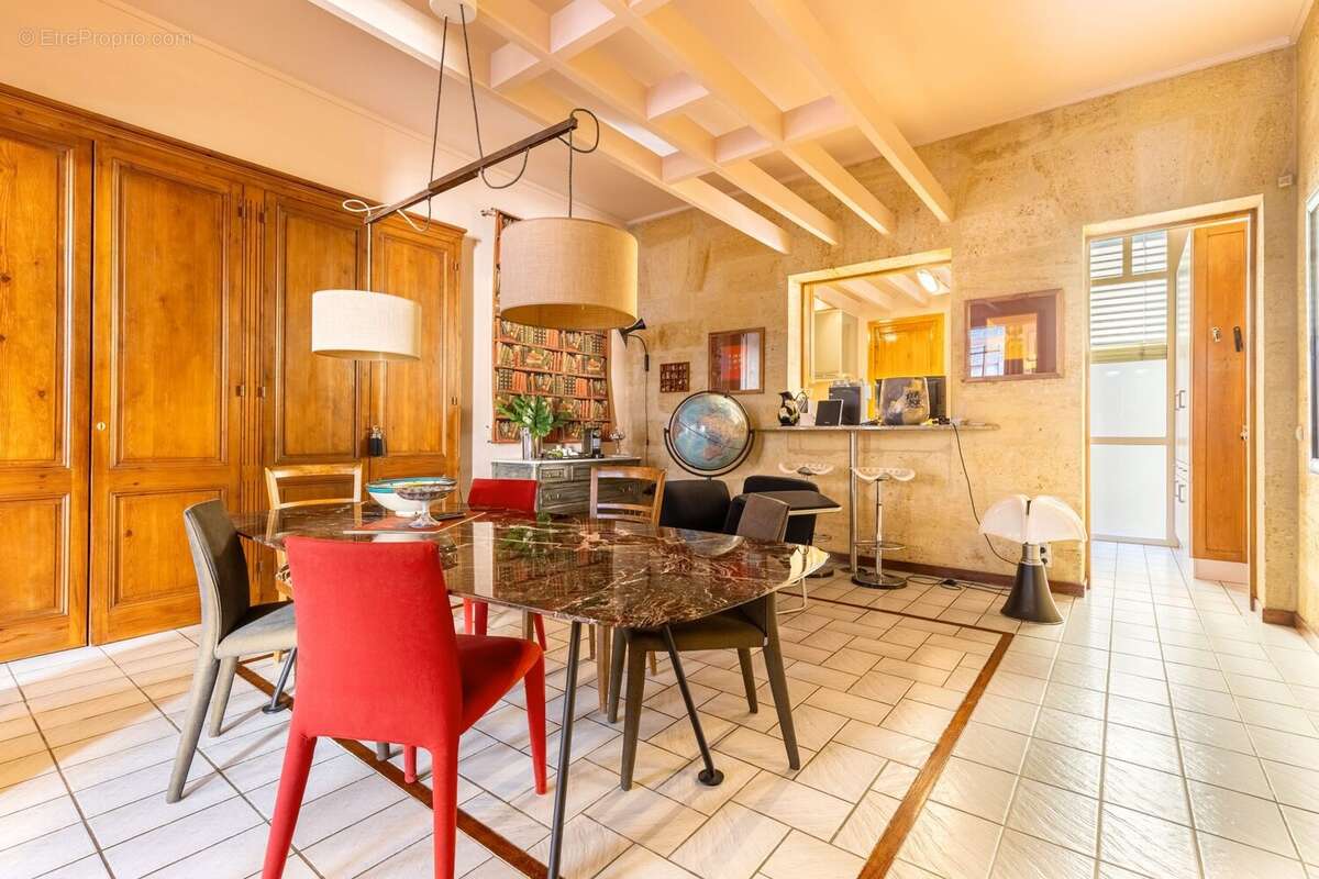 Appartement à BORDEAUX