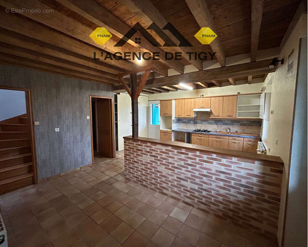 Maison à VIENNE-EN-VAL