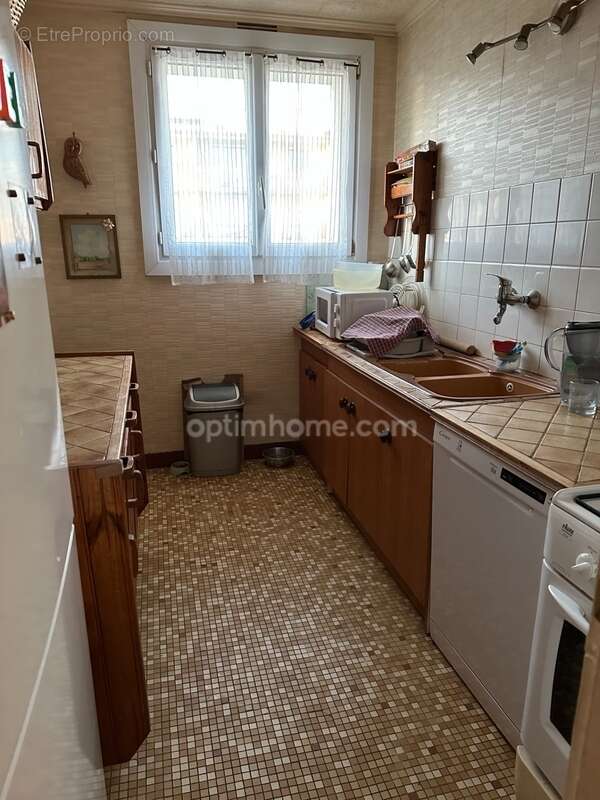 Appartement à SAINT-JEAN-DE-LA-RUELLE