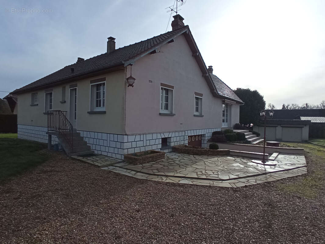 Maison à LE NEUBOURG