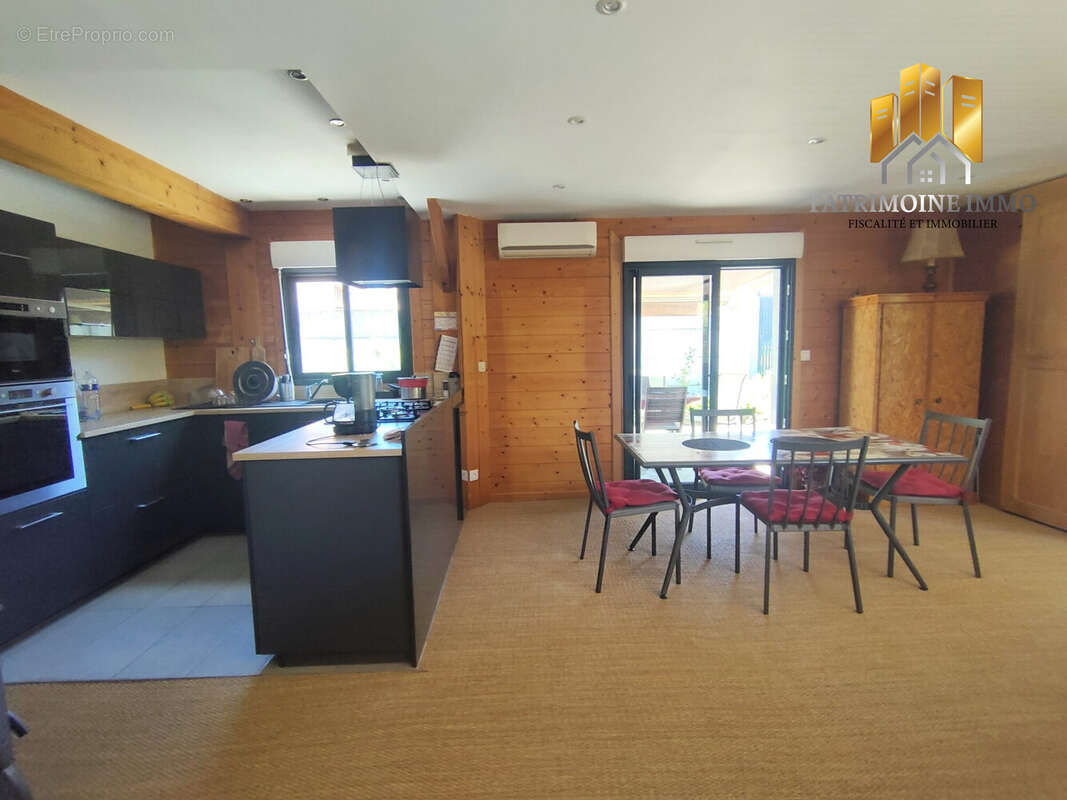 Maison 128 m² à Yvoy-Le-Marron  - photo 5