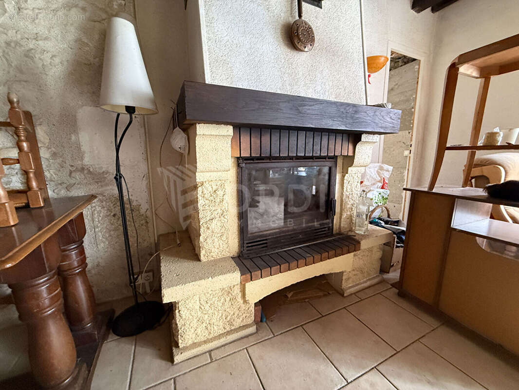 Maison à ALLIGNY-COSNE