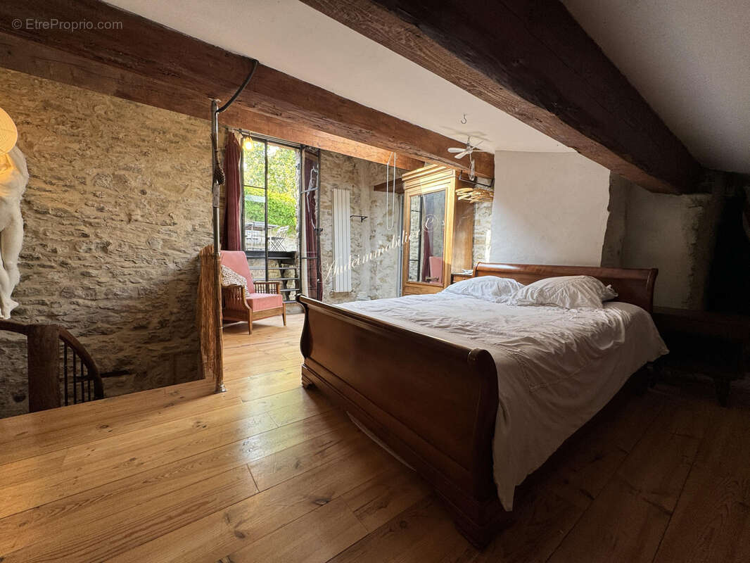 Ensemble immobilier de 3 maisons avec piscine et jardins - photo 12