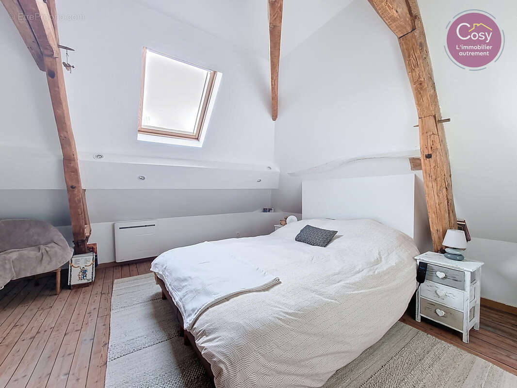 Maison à VIC-SUR-AISNE