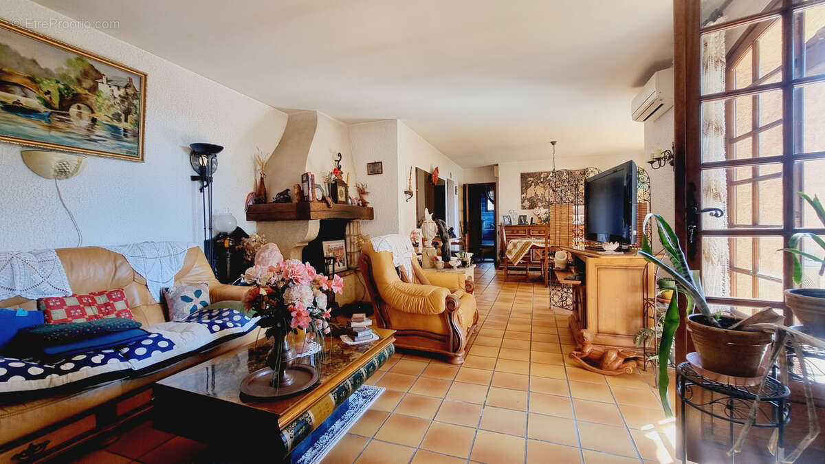 Maison à SAINT-RAPHAEL