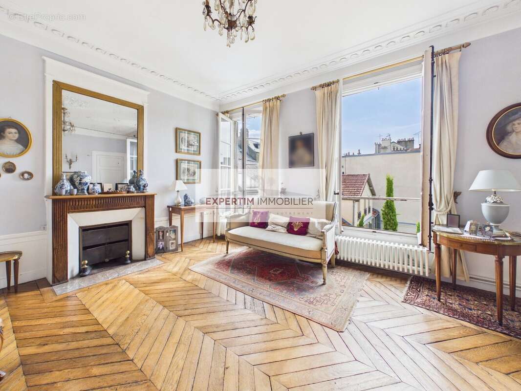 Appartement à VERSAILLES