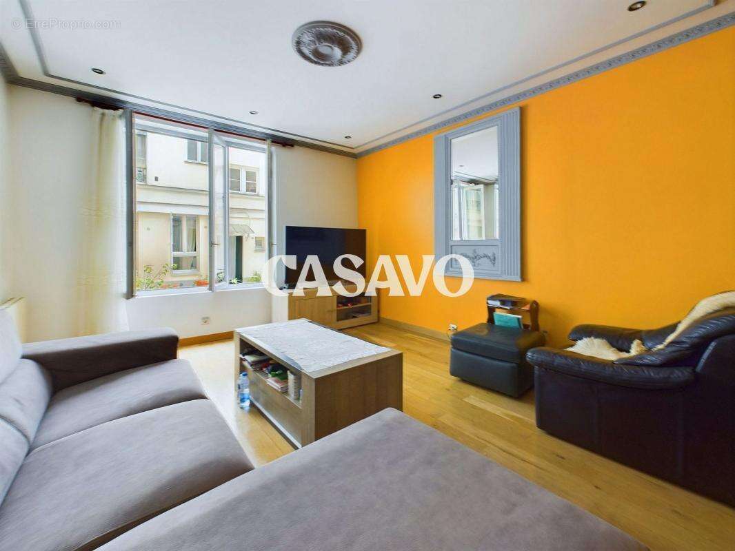 Appartement à PARIS-14E