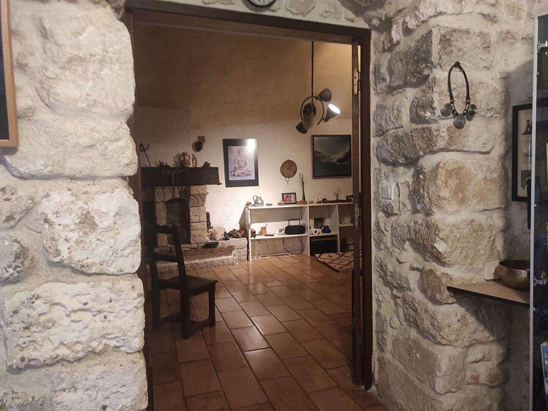 Maison de village en pierre avec cour, terrasses et vue panoramique - photo 5