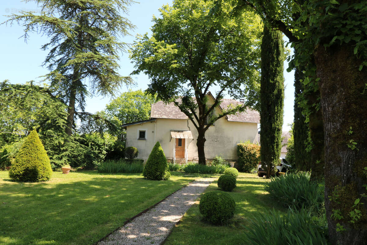 Maison à BRIGNAC-LA-PLAINE