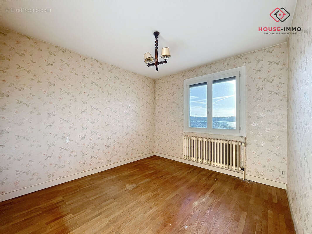 Maison 120 m² à Clairvaux-Les-Lacs  - photo 5