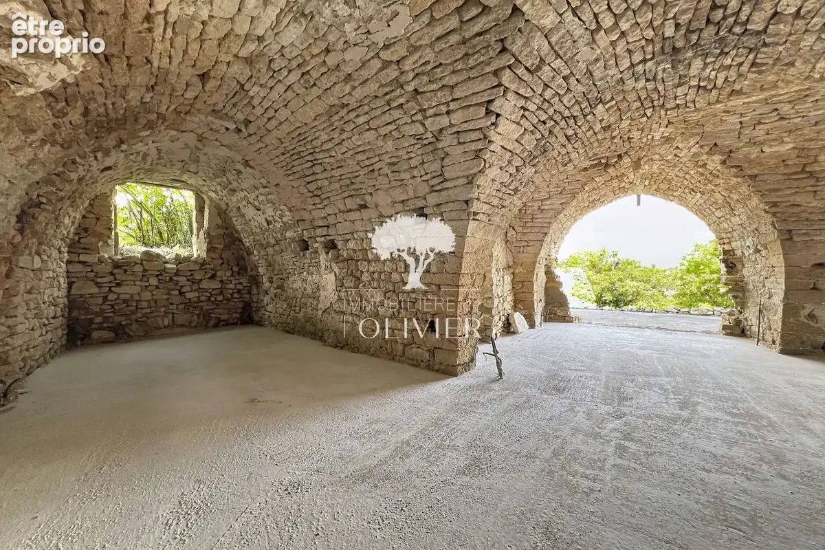 Maison 6 pièces 95 m² à vendre à Caseneuve (84750) - photo 3