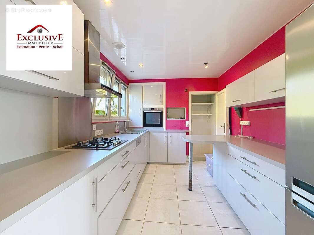 Maison 98 m² à Saint-Arnoult  - photo 4