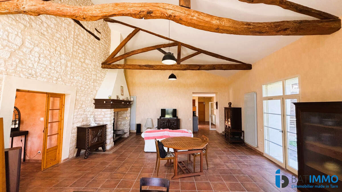 Maison 239 m² à Poulan-Pouzols  - photo 4