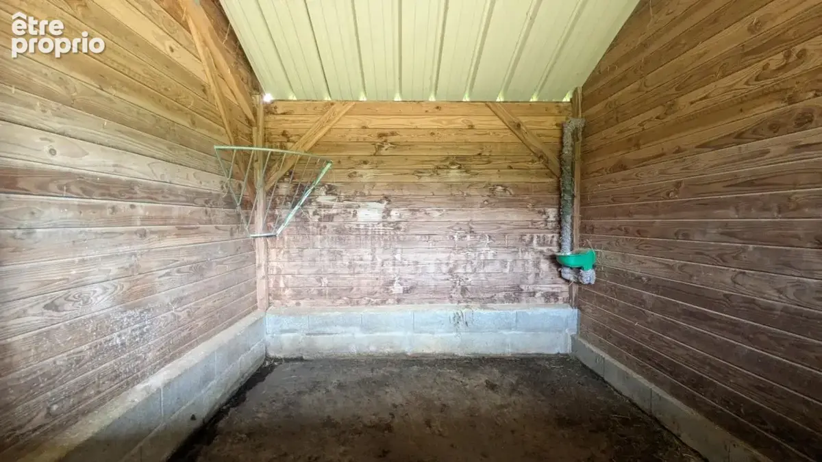 Propriété équestre 200 m² sur 1 ha (4 boxes, hangar et dépendances) départ balades immédiat - photo 4