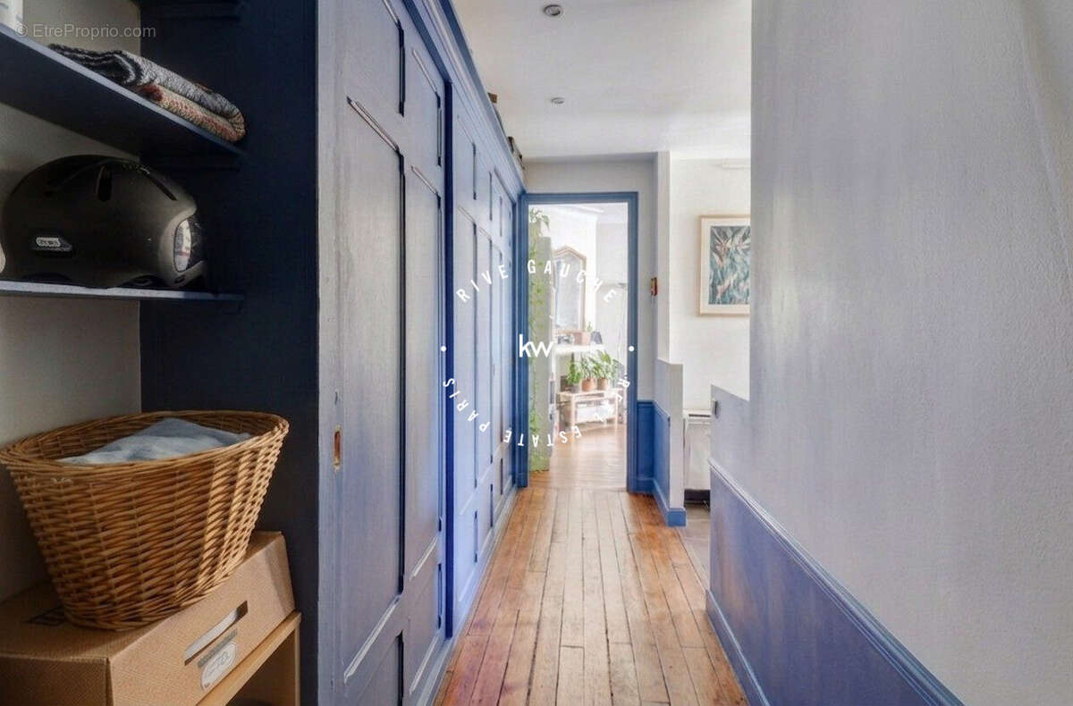 Appartement à PARIS-14E