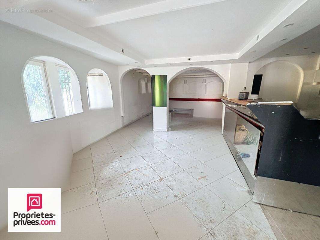 Rians local commercial + t2 terrasse + terrain - photo 5