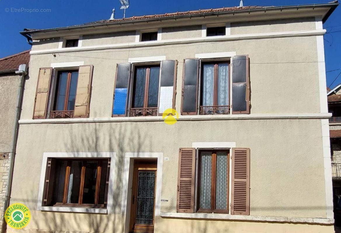 Maison à ANCY-LE-FRANC