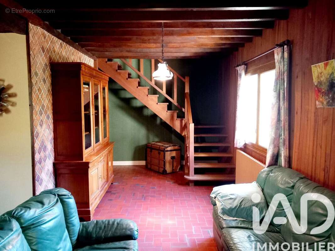 Maison 192 m² à Fretigny  - photo 4