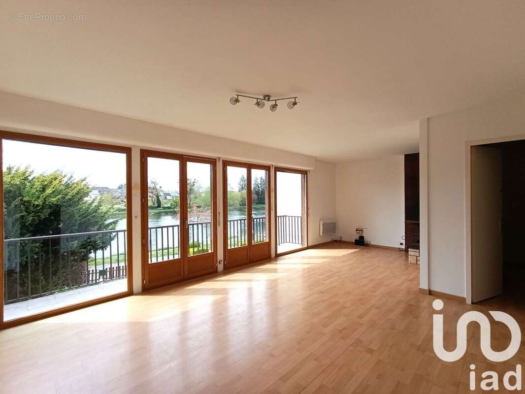 Photo 3 - Maison à CHOOZ