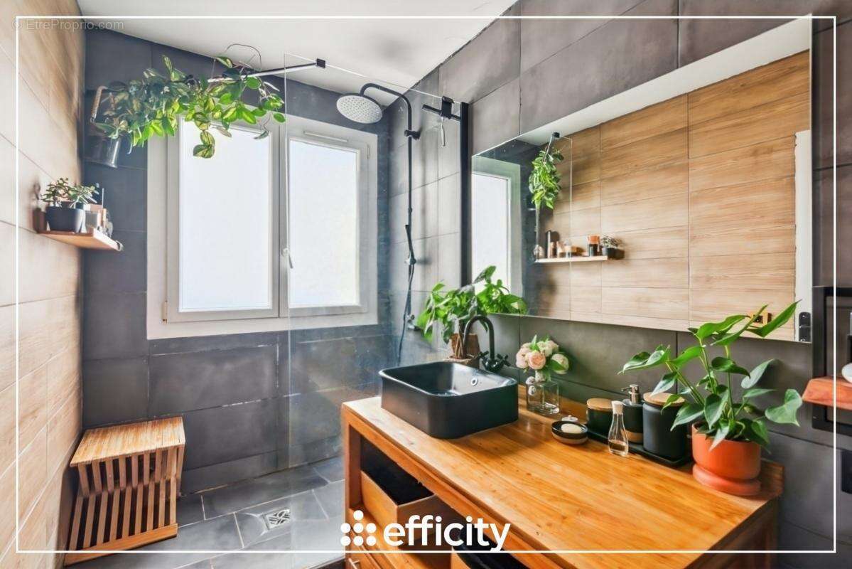 Appartement à NEUILLY-SUR-MARNE