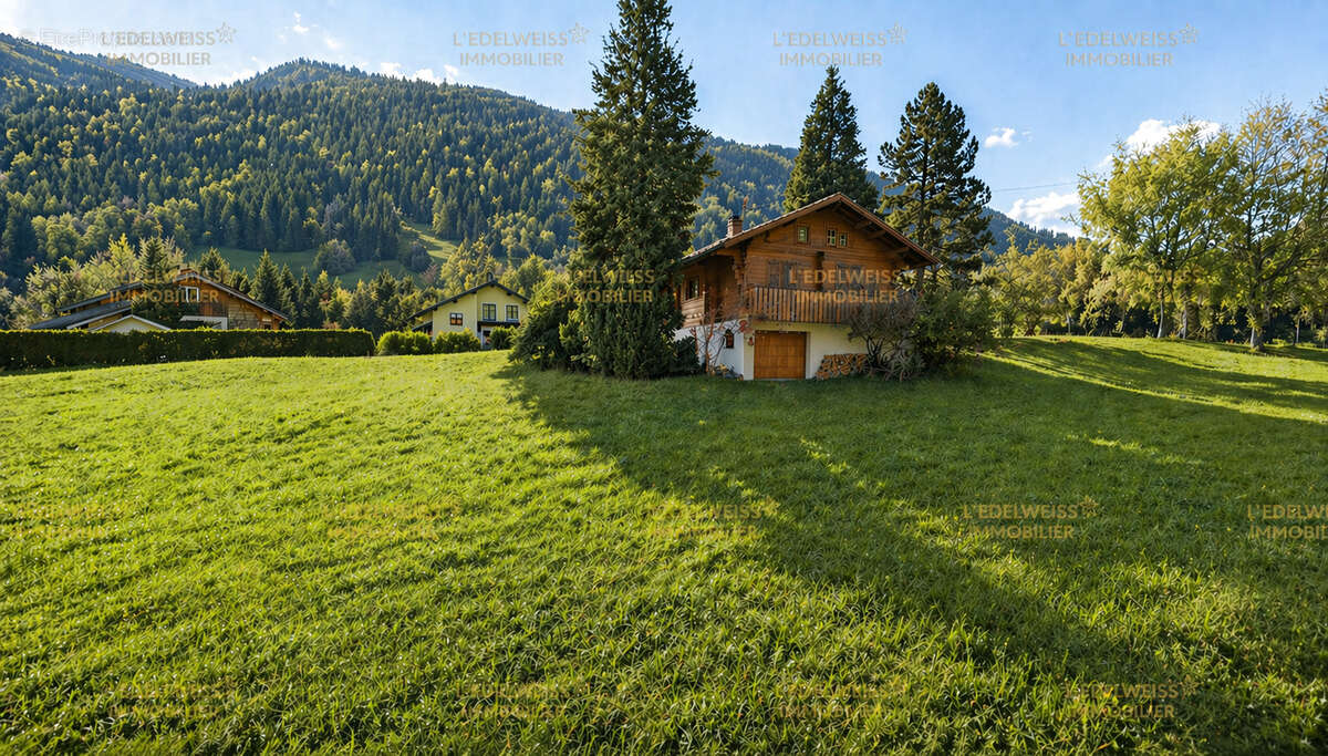 Maison à LULLIN