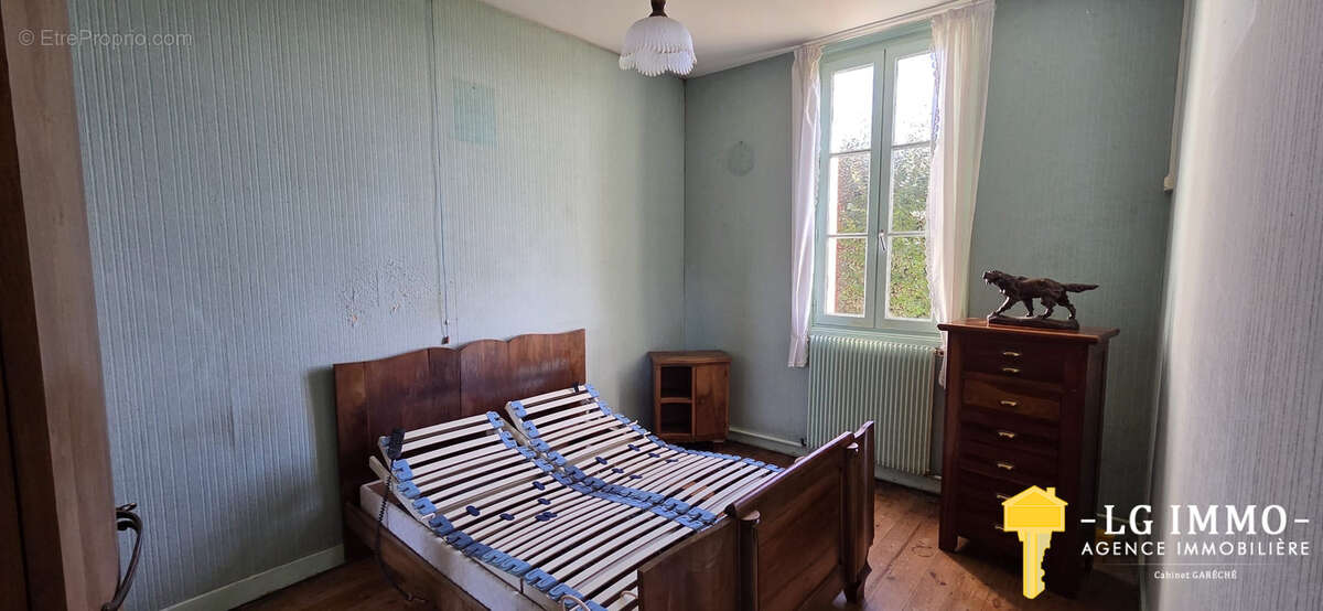 Maison à MORTAGNE-SUR-GIRONDE