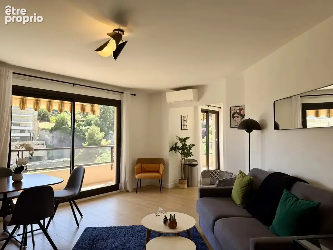 3 pièces rénové avec terrasse, vue mer et piscine - photo 5