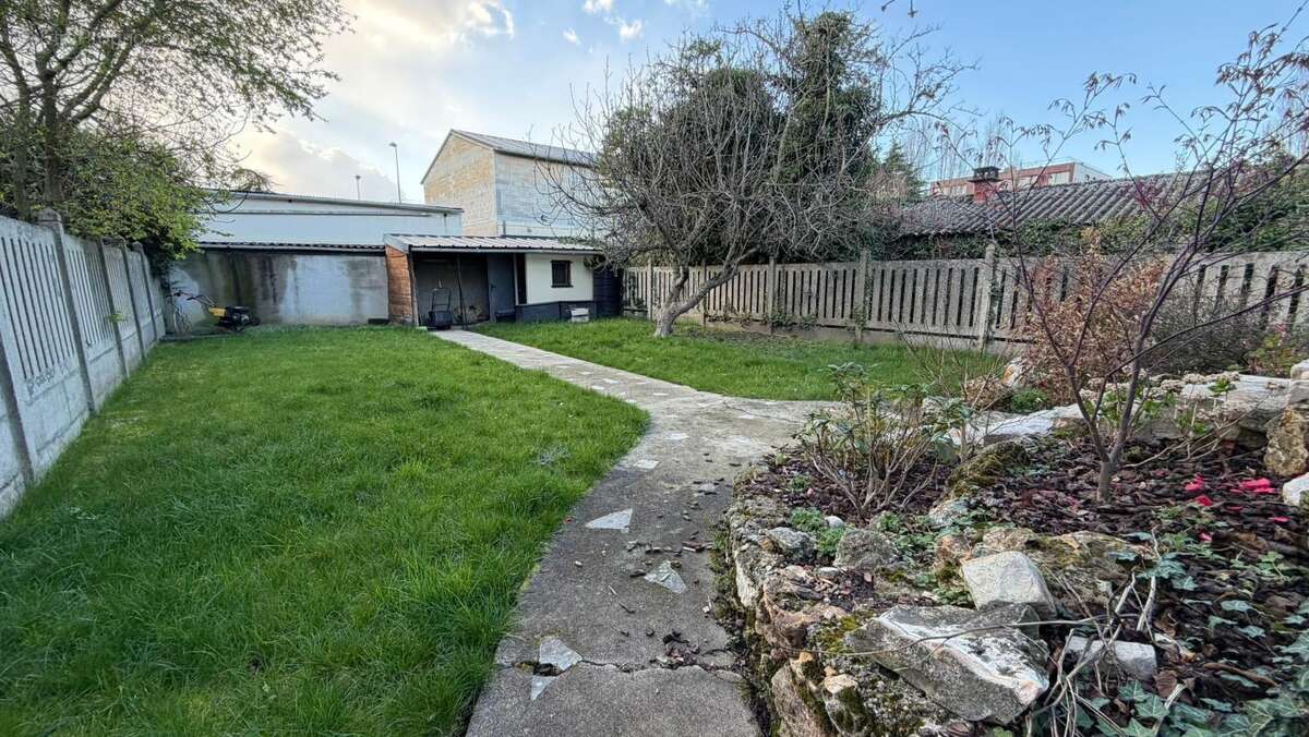 Maison à NEUILLY-SUR-MARNE