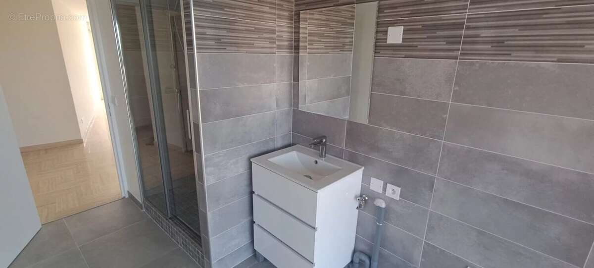 Appartement à MANDELIEU-LA-NAPOULE