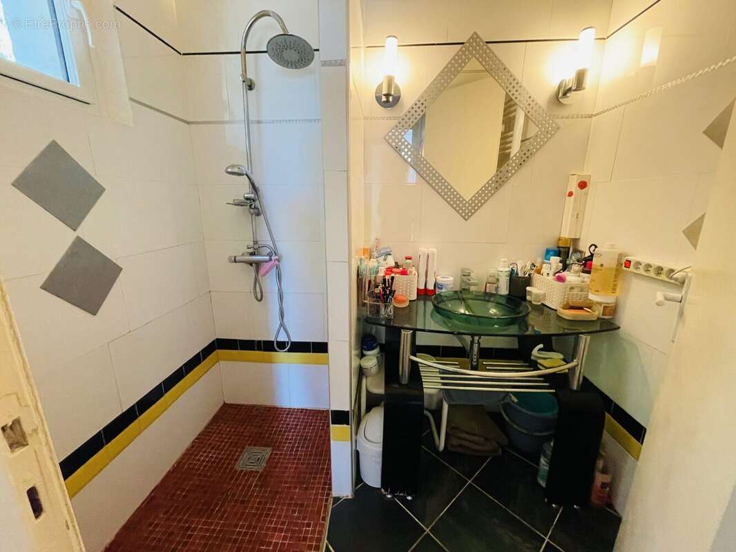 Maison à VILLENEUVE-LES-AVIGNON