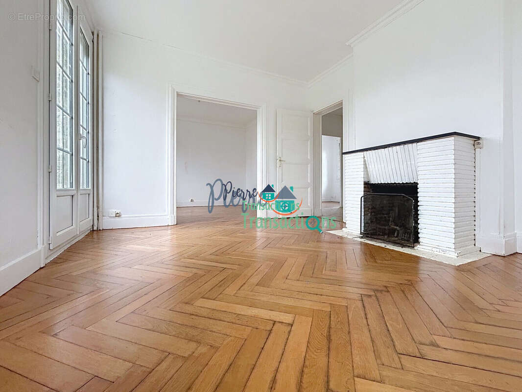 Maison à SAINT-MAURICE-D'ETELAN